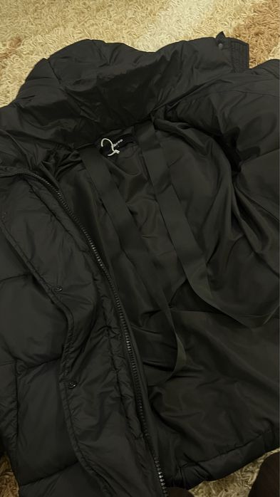 Чорна куртка зимова