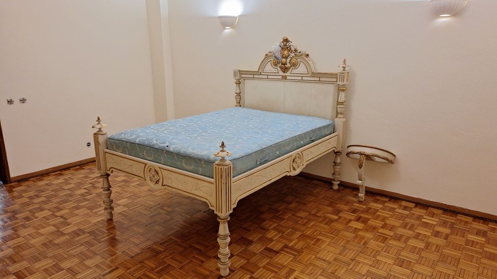 Cama Vintage Relíquia para recuperação em ouro conjunto