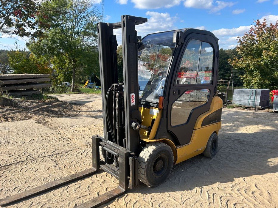 Wózek widłowy Cat GP18N