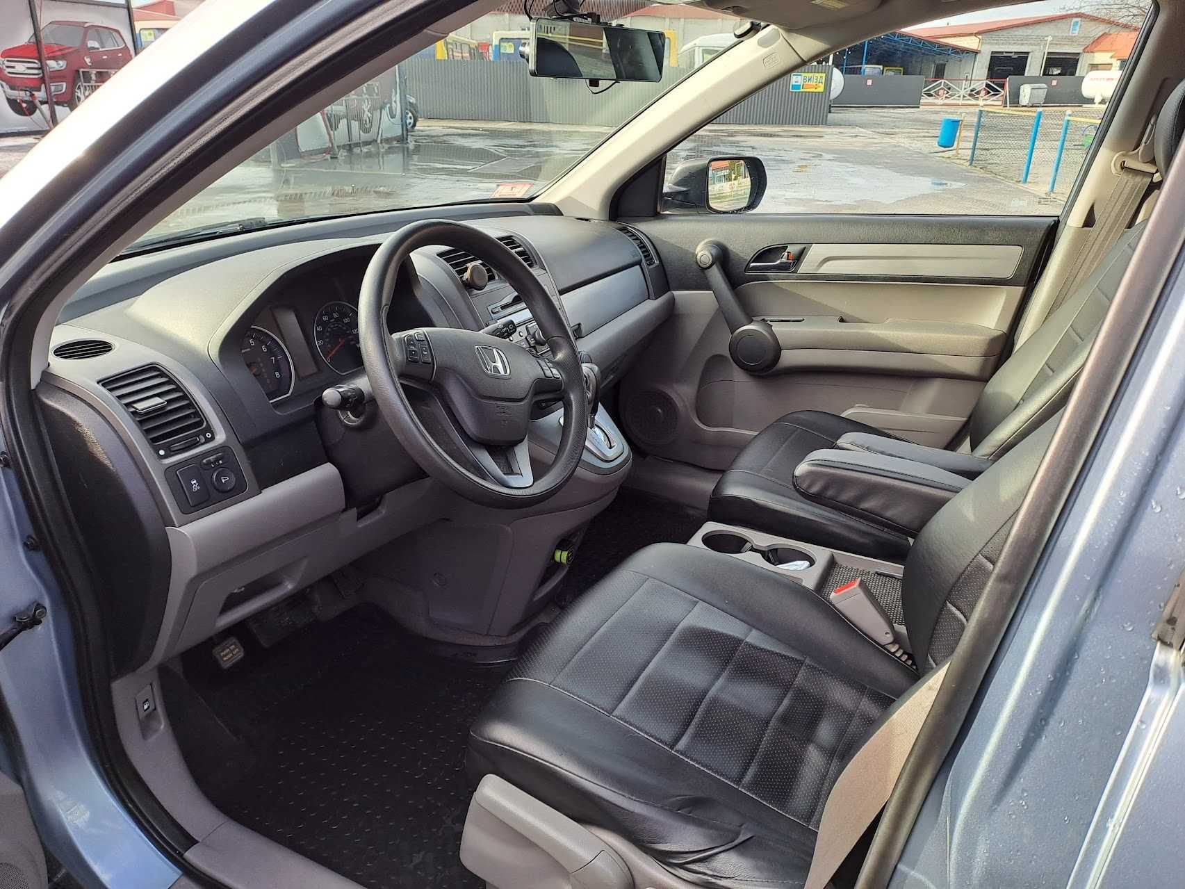 Автомобіль Honda cr-v