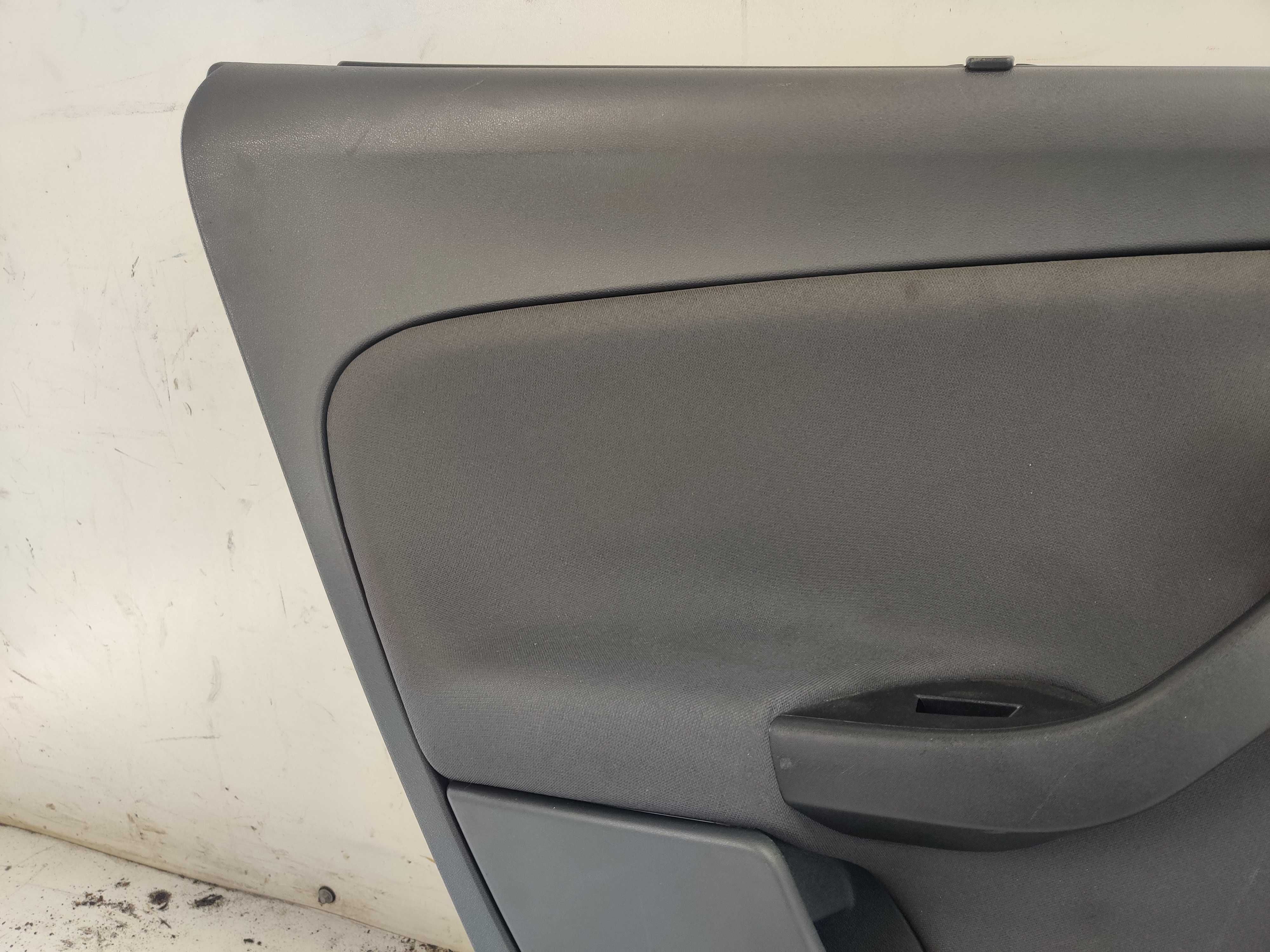 Seat Altea XL Tapicerka Boczek Drzwi Lewych Tylnych Lewy Tył