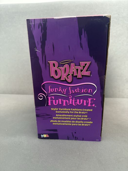 Sofa dla lalek Bratz Funky Furniture Lip Couch