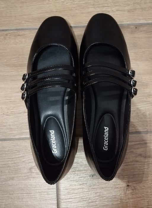 Graceland baleriny z paseczkami 36