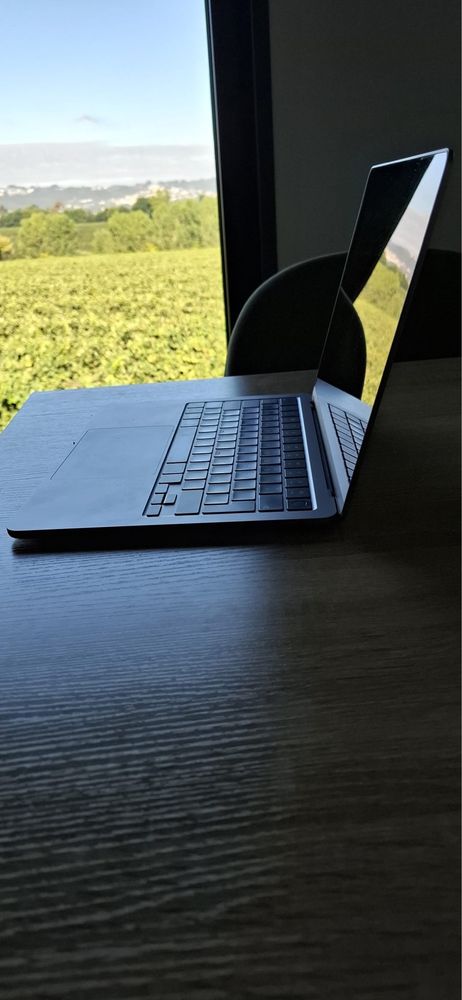 Macbook Air M2 256Gb como novo