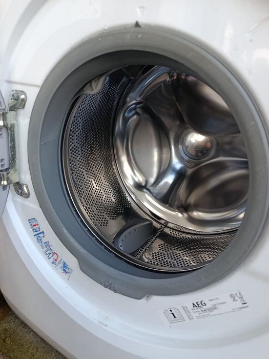 Maquina lavar roupa AEG 8kg