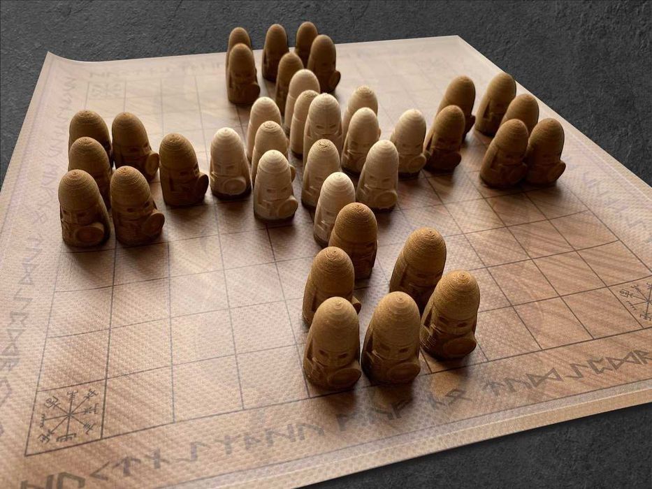 Настільна гра Тавлбверд Tawlbwrdd (Тавлія, хнефатафл)