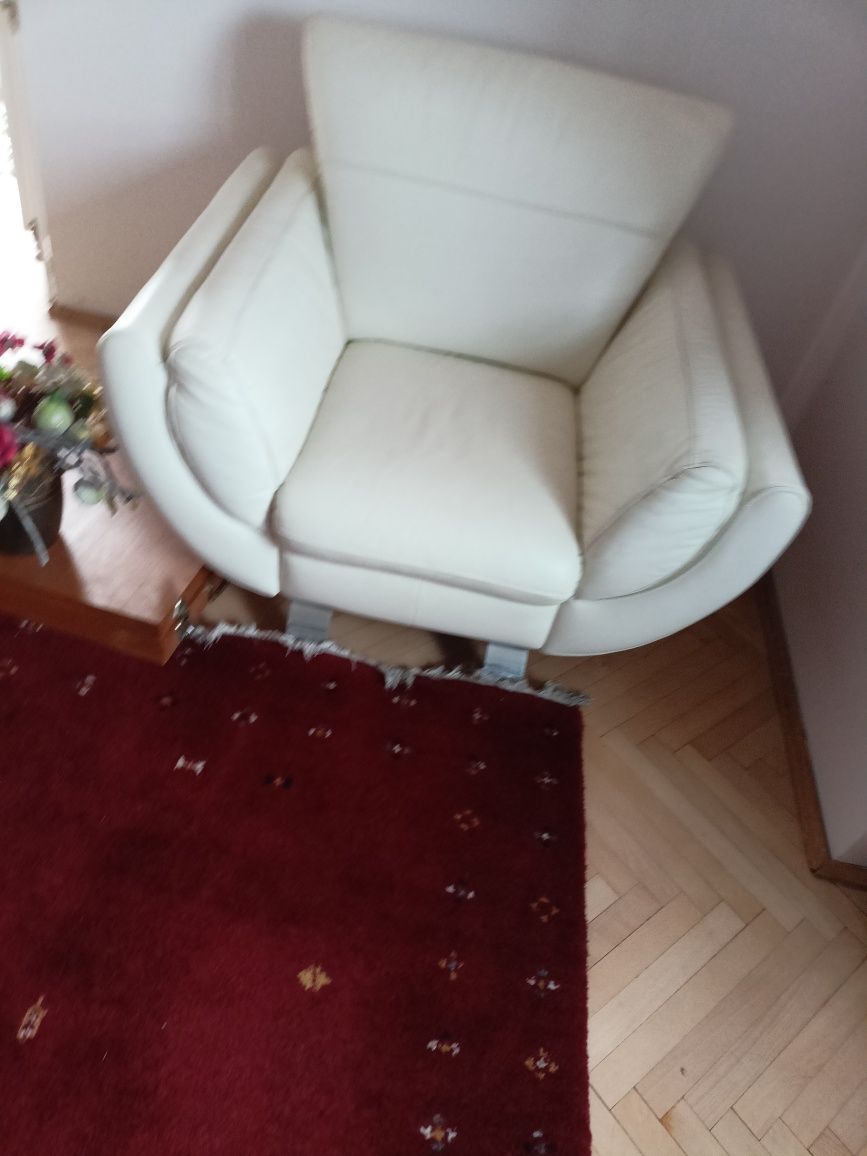 HF Helvetia Furniture ,komplet wypoczynkowy ze skóry,kanapa,fotel,pufa
