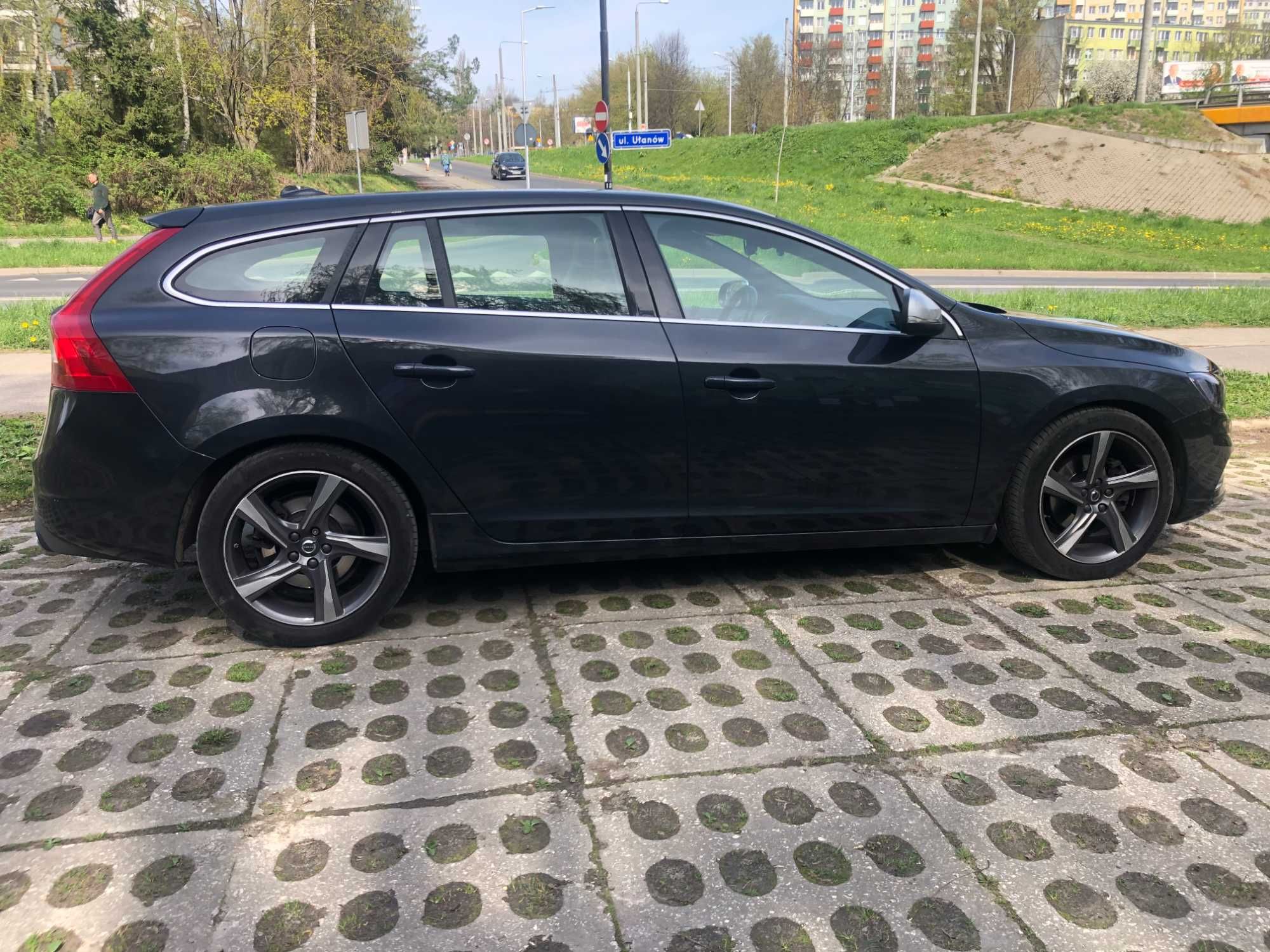 V60 D4 R-DESIGN idealny serwis ASO hak navi  OKAZJA