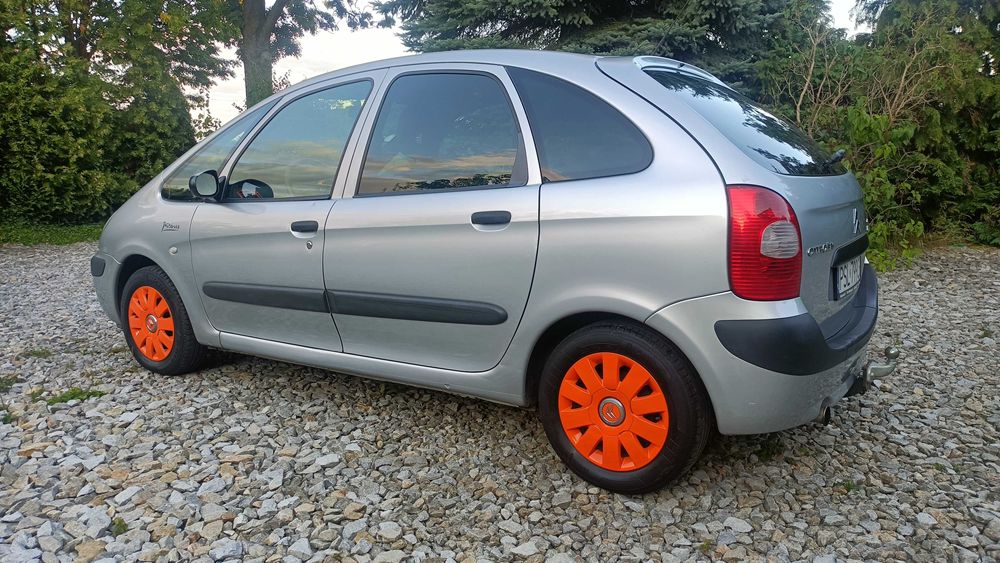 Citroen xsara picasso z bardzo małym przebiegiem