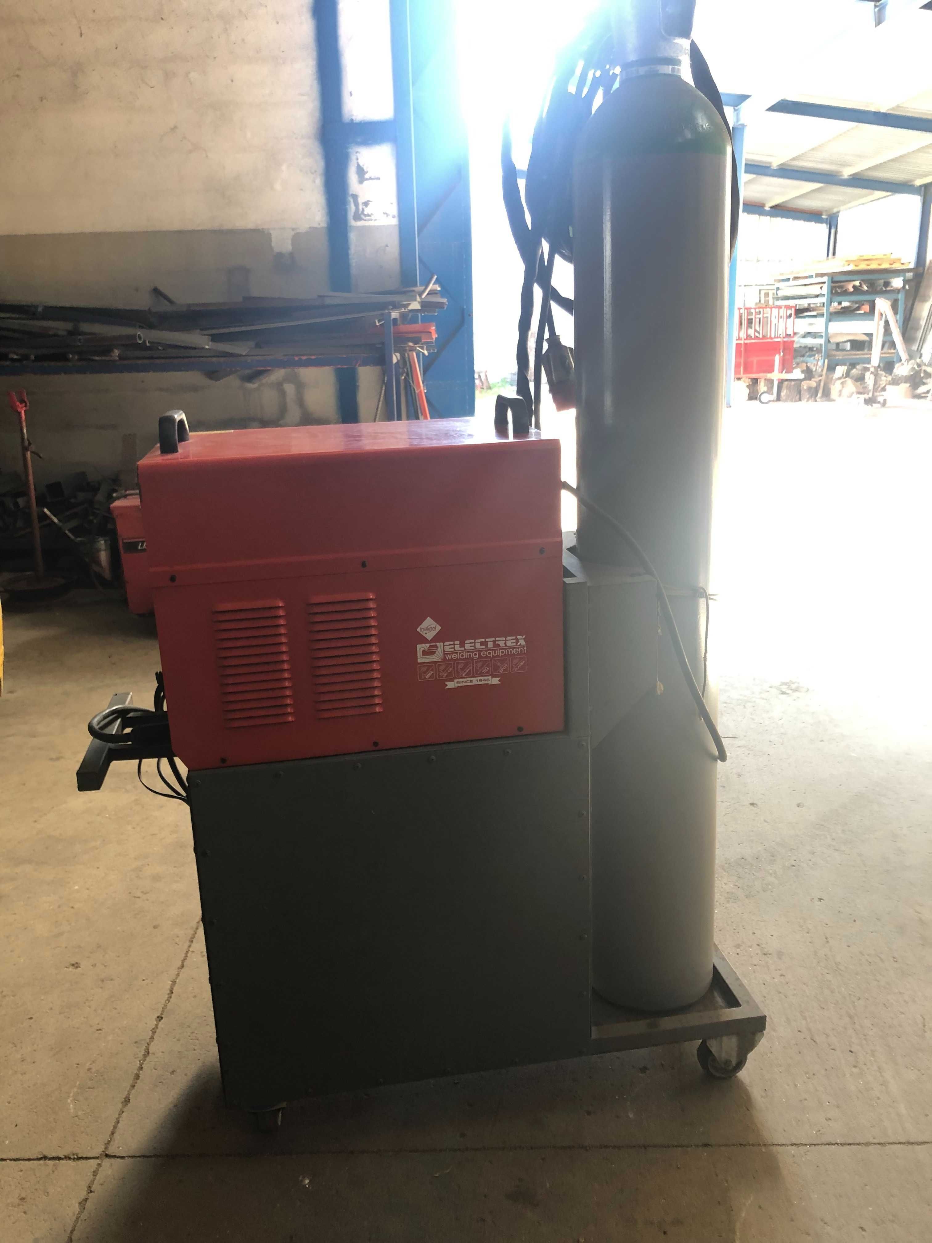 Aparelho soldadura AC/DC E300