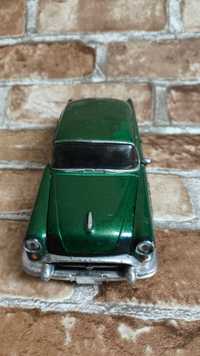 Машинка, іграшка Buick Century 1955 1:24 Maisto