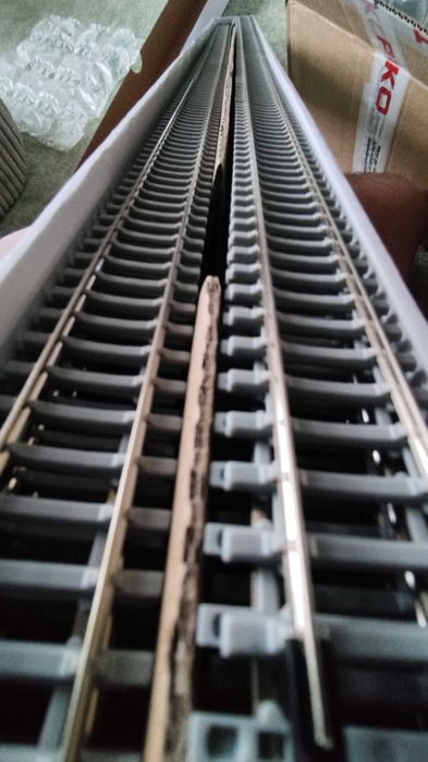 Tor PIKO A-Gleis
Tor gięty FLEX 940 mm G940 beton lub drewno H0, 1:87