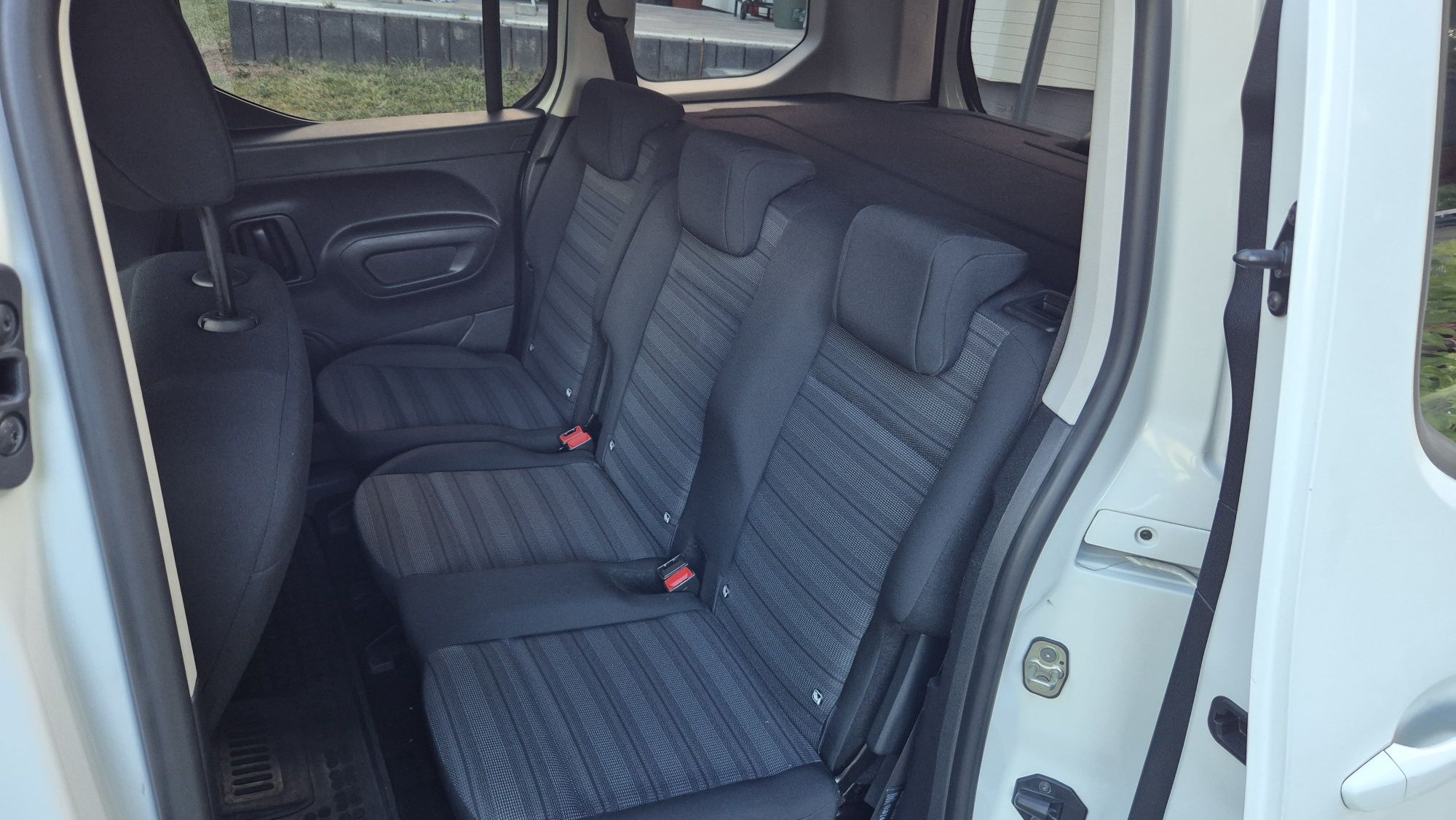 Opel Combo D life 1.5d led Navi Znaki Duży Serwiss