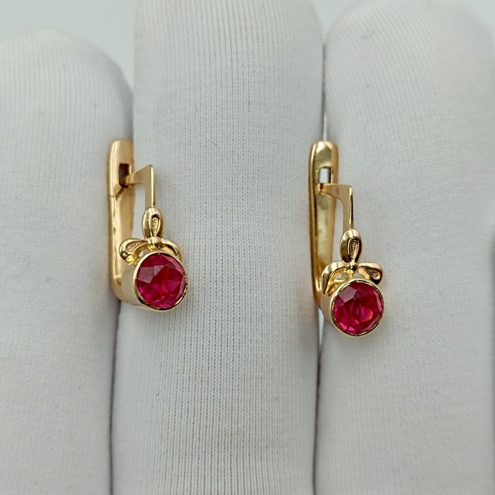 Золотые серьги 583 с корундовыми рубинами