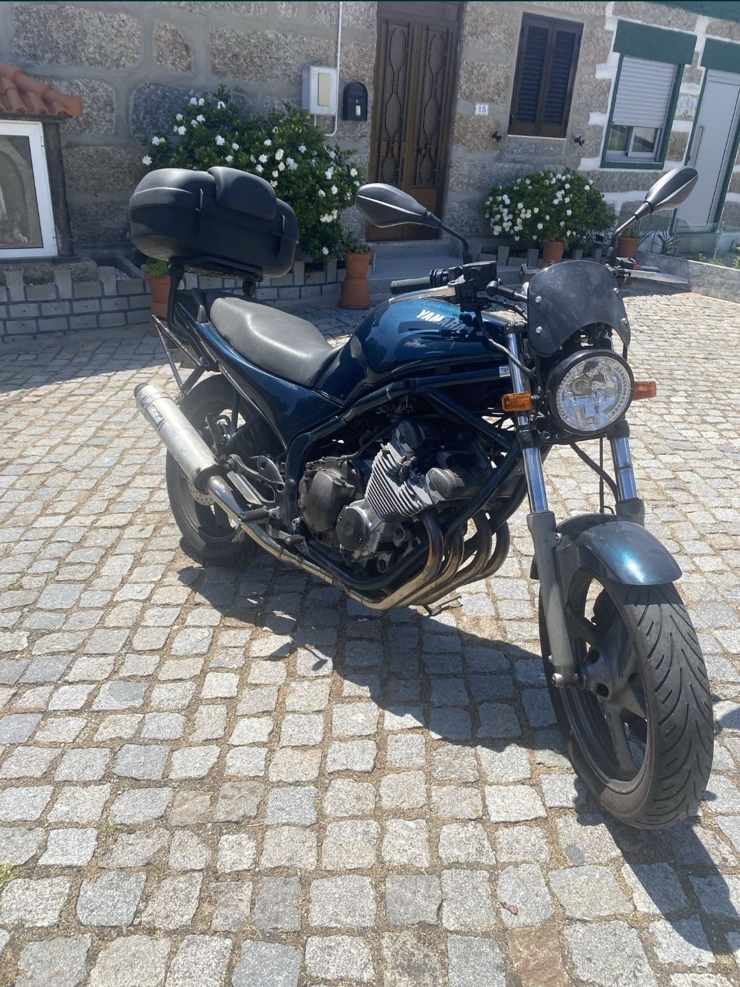 Yamaha xj600S diversion