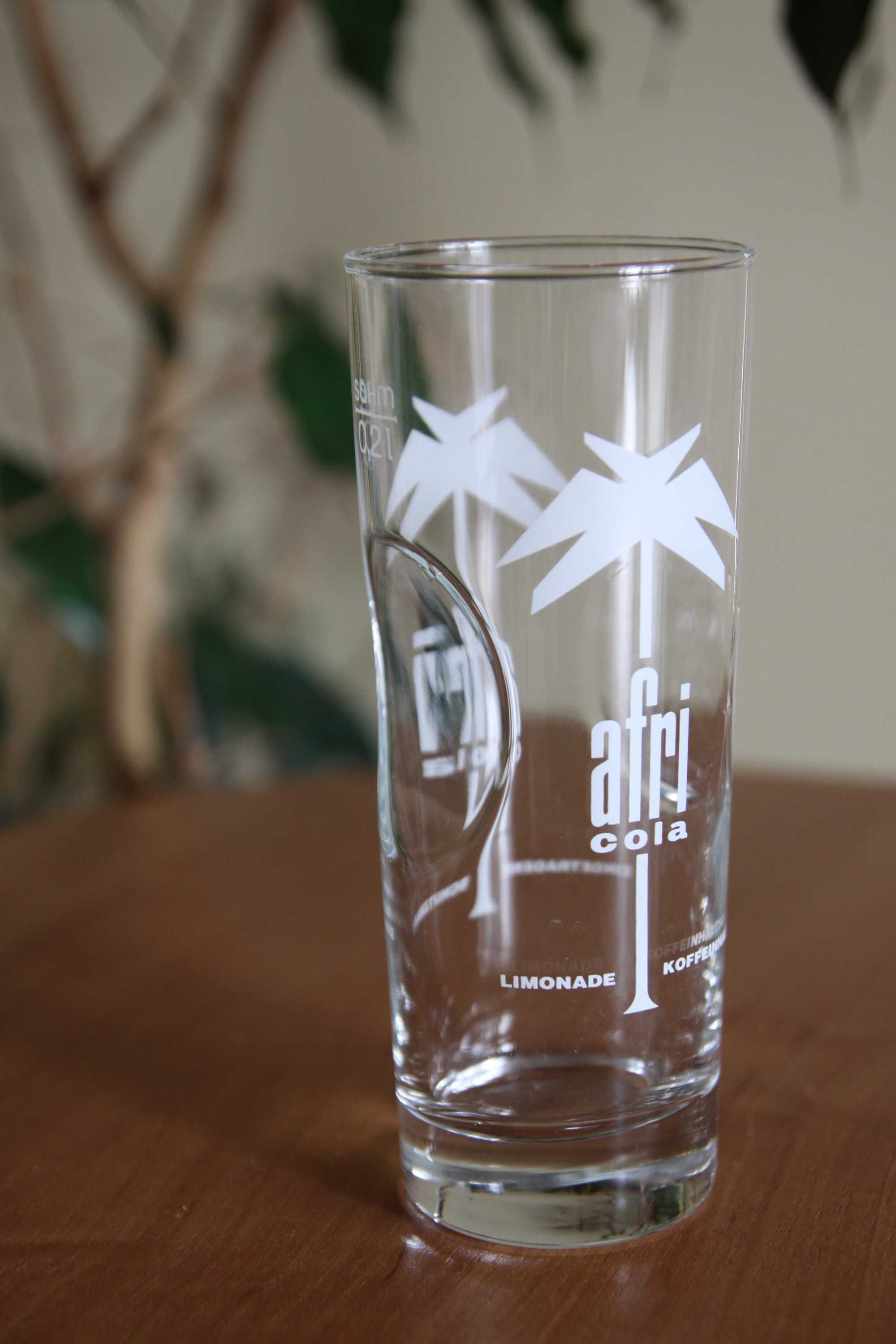 Szklanka afri cola