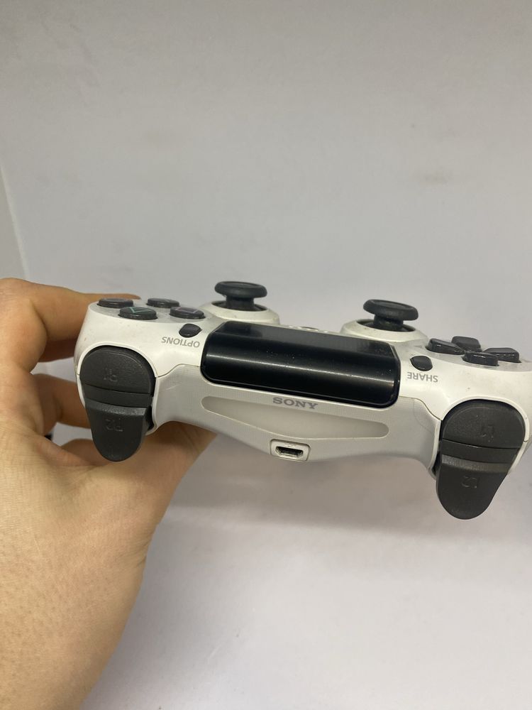 Pad Sony PS4 biały dualshock 4 V2 joystick kontroler oryginalny