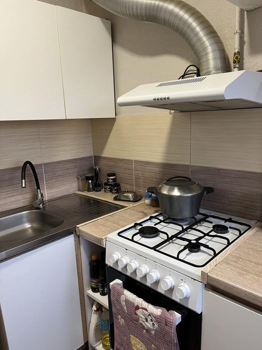 Продам 2-х кімнатну квартиру в с.Кам'яниця