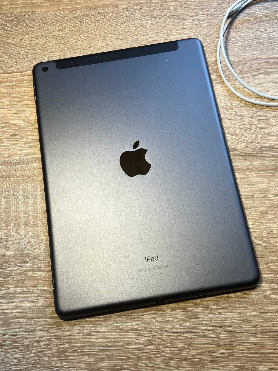 Оригінал iPad 8 LTE