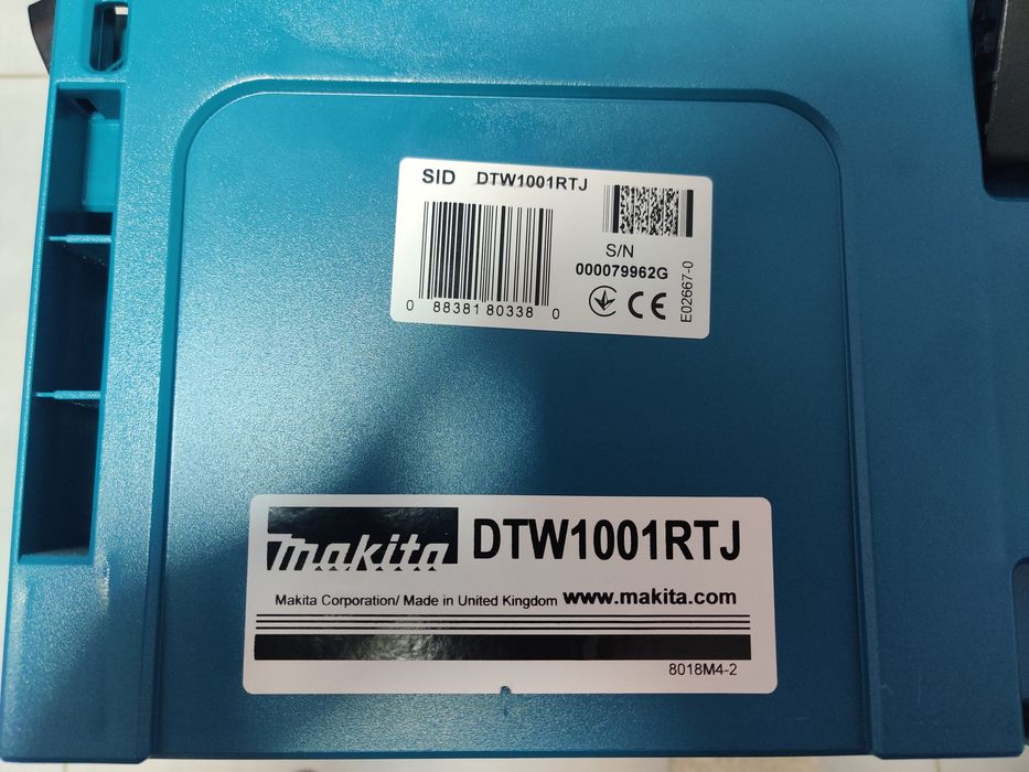 Аккумуляторный ударный гайковерт Makita DTW1001RTJ 3/4"