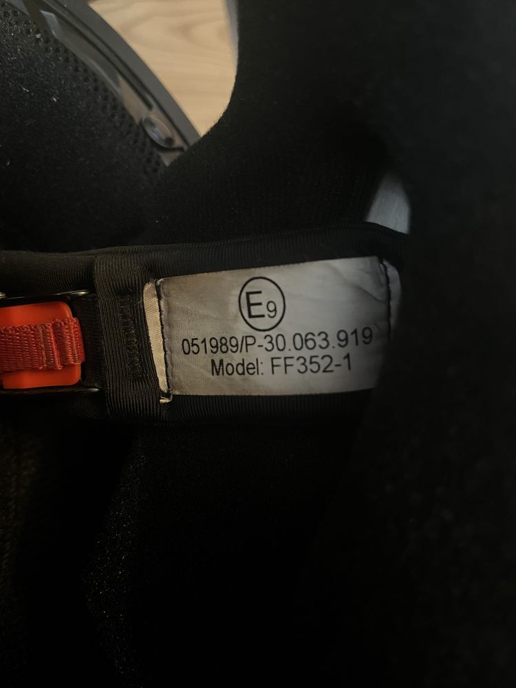 Damski kask motocyklowy LS2