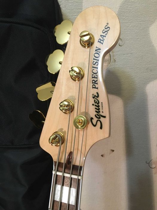 Squier 40th Anniversary Precision Bass Gold Edition BLK jak nowy