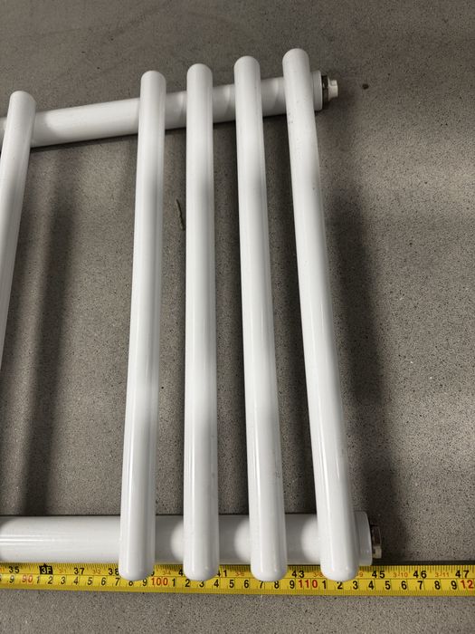 Sprzedam nowy grzejnik drabinkowy łazienkowy