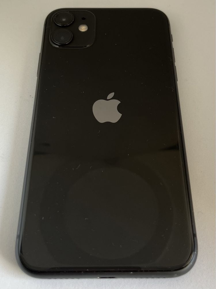 iPhone 11 preto - 64GBs