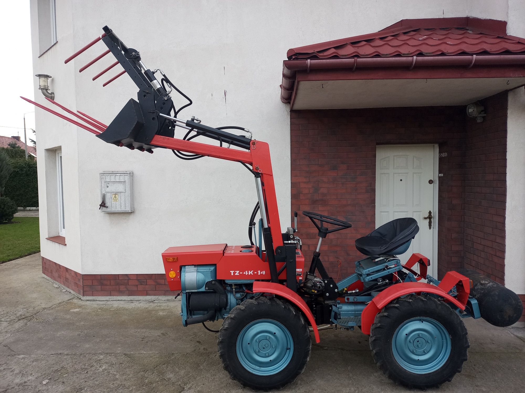 Traktorek Ogrodniczy 4x4 łamany tz4k14 tv521 ursus kubota iseki c330