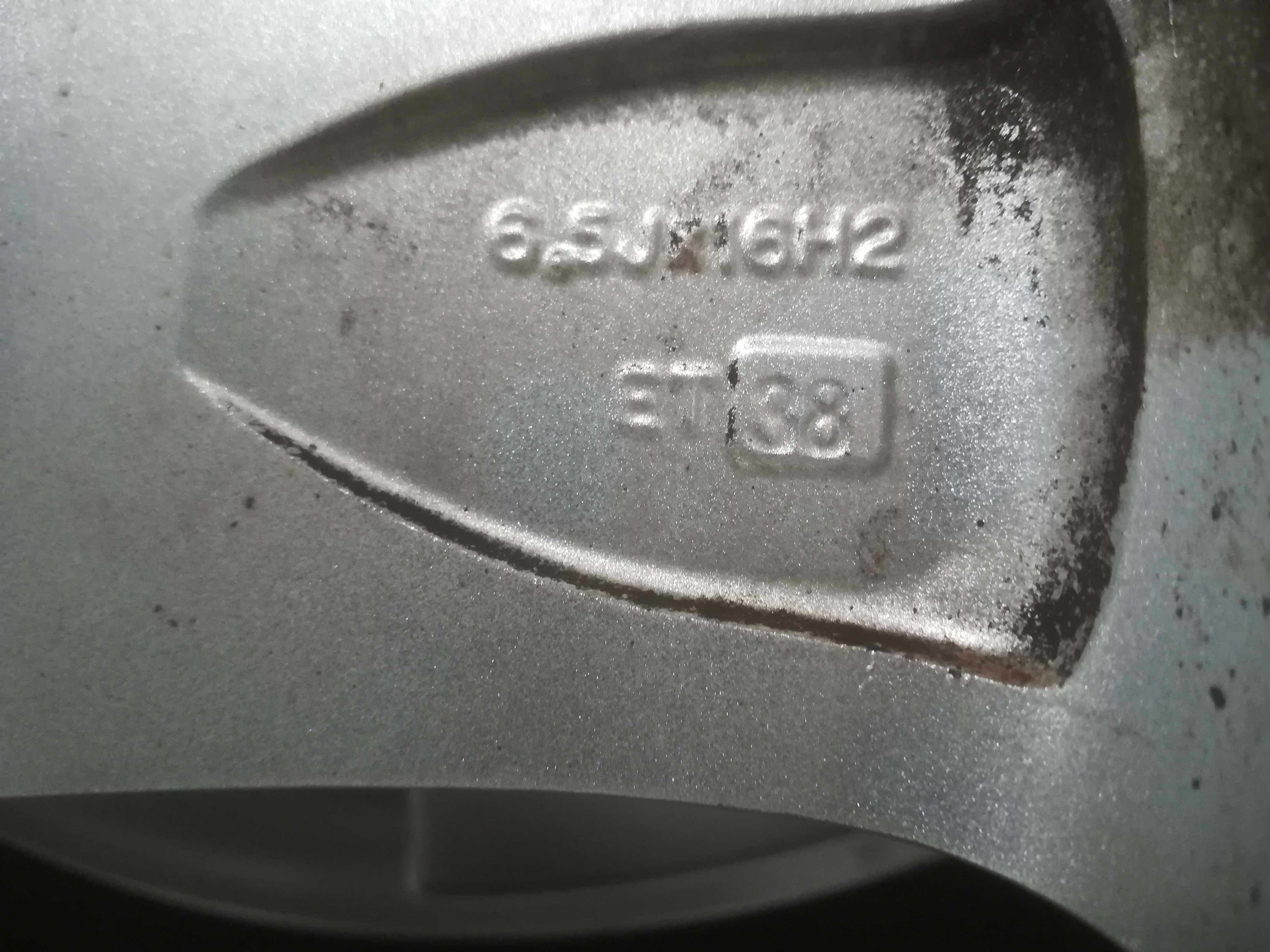 Koła zimowe Opel Astra Zafira Meriva 205/55/16 Bridgestone 5x110 ET38