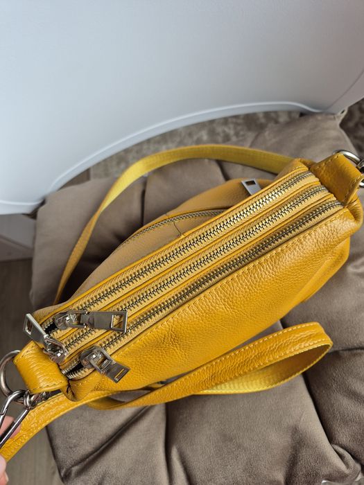 Шкіряна жіноча сумка кольору гірчиці