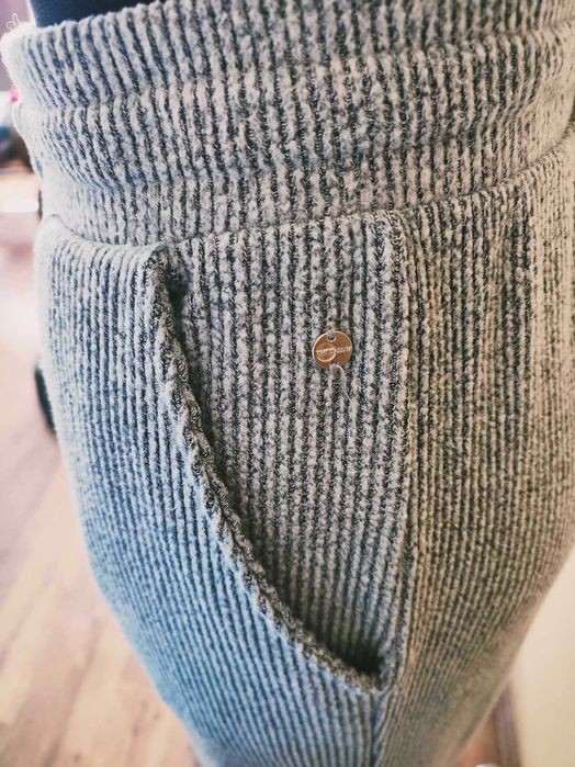 Szare prążkowane szerokie spodnie dresowe, ever.me, XL/42