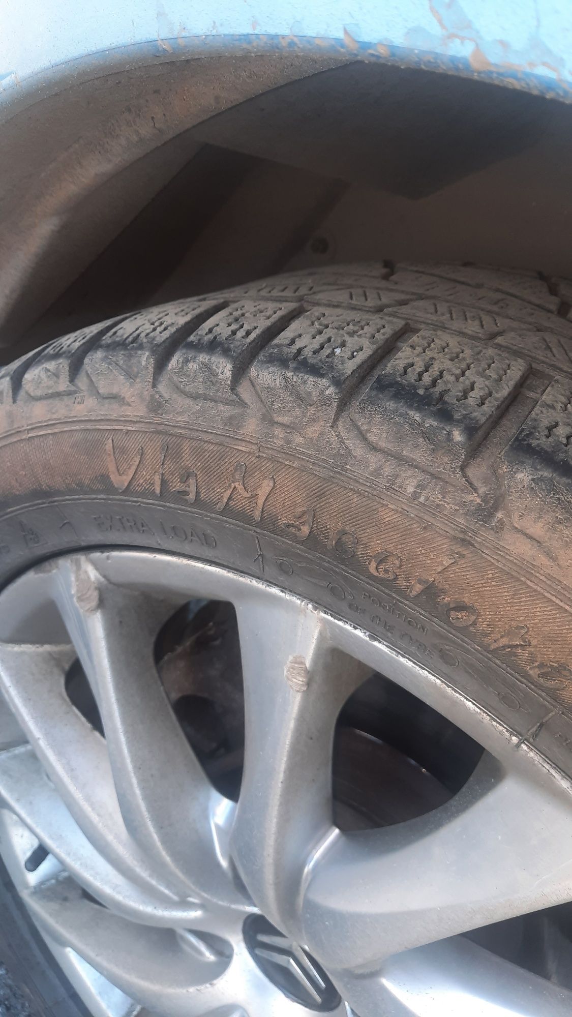 Шины 215/50r17 бу