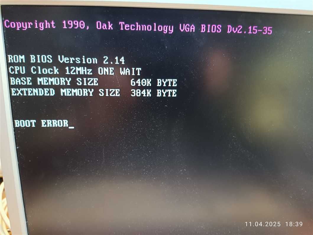 Retro komputer Sanyo MBC-17LX1