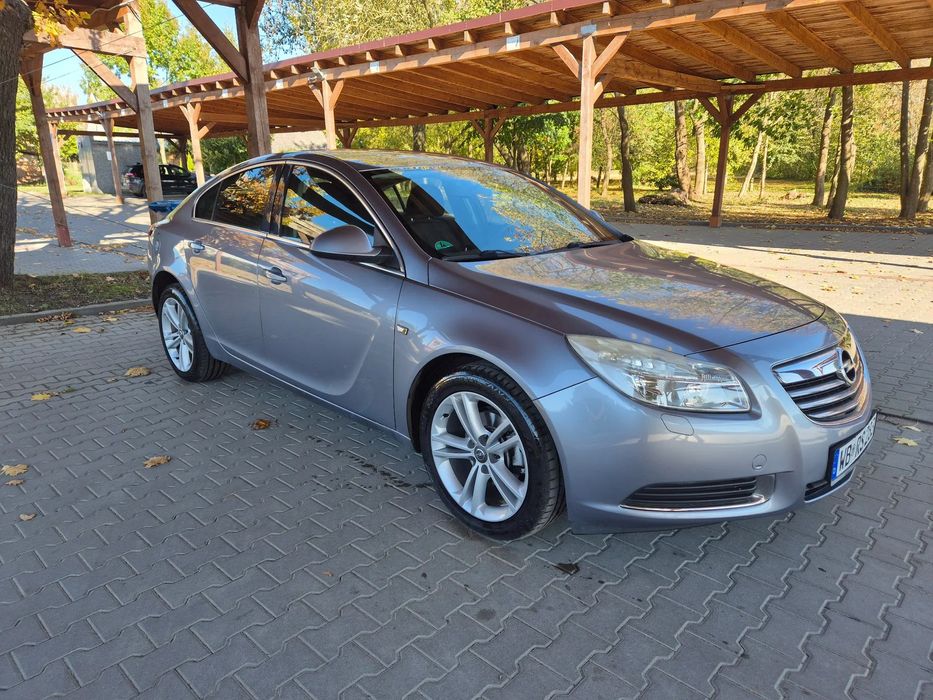 Opel Insignia 1.8 benzyna