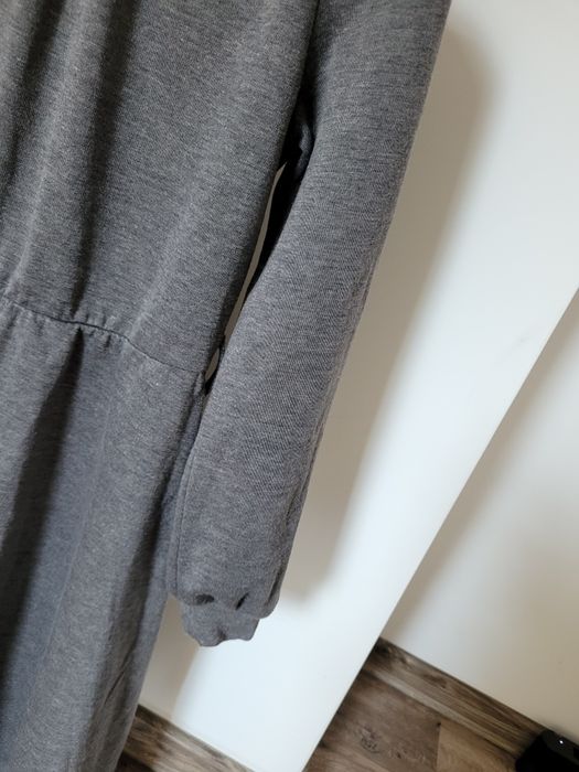 Sukienka z marszczeniami S