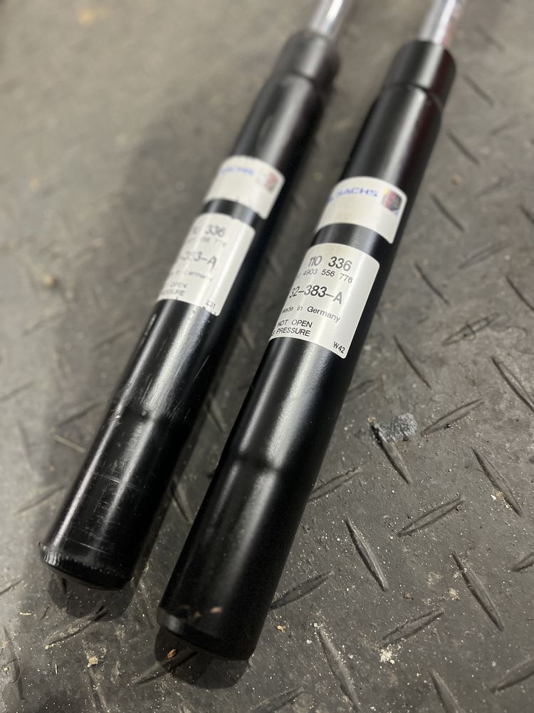 Amortyzatory przód przednie 2 przedni amortyzator Sachs BMW E30 325iX