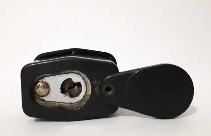 Cadeado Master Lock em aço (usado)