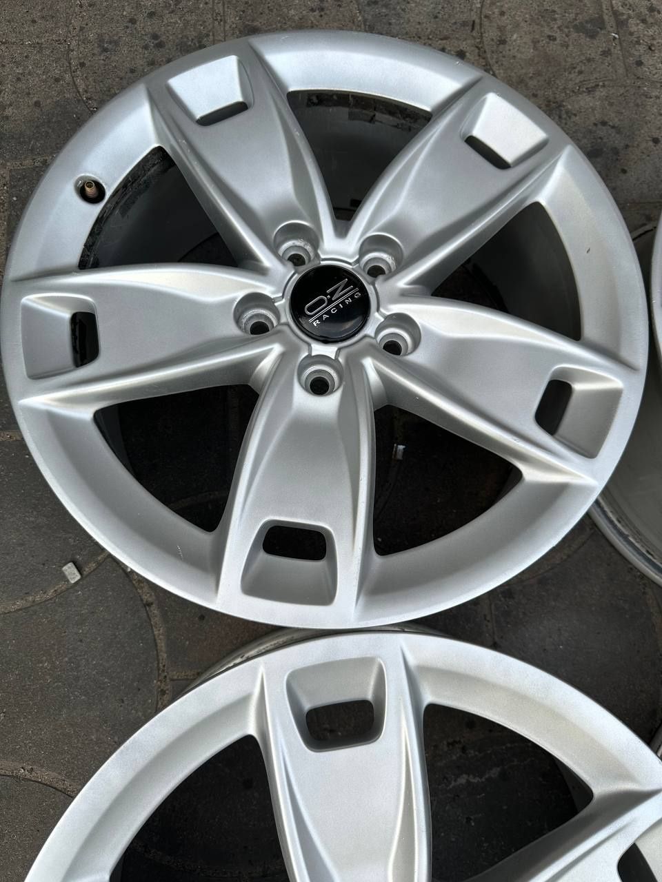 Диски 5/110 r17 на джип Cherokee compass