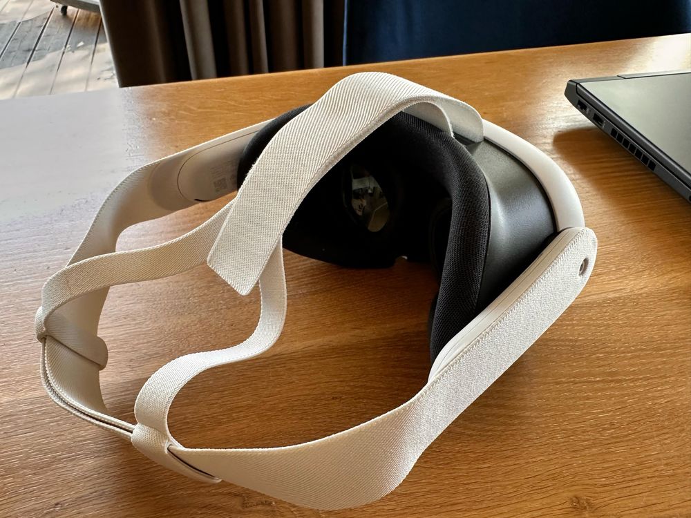 Meta quest Oculus 3 VR 512 jak nowy, gwarancja do 2027