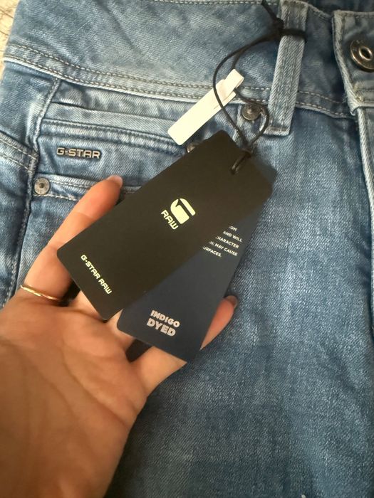 Spodnie lekko poszerzane ku dołowi g-star RAW nowe z metka