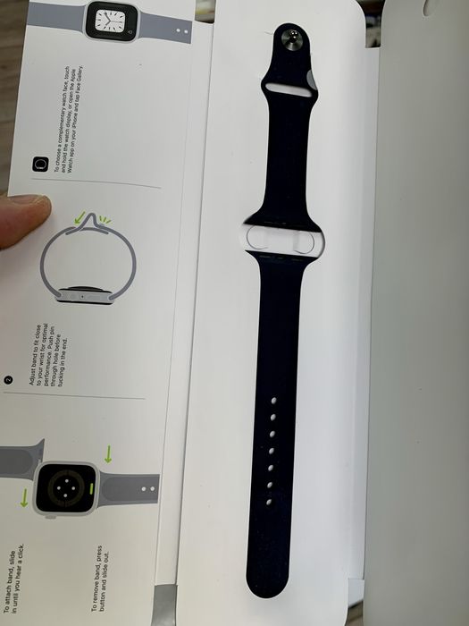 Оригінальні ремінці apple watch open box