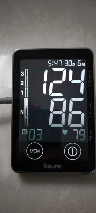 Beurer BM 58 inteligentny ciśnieniomierz