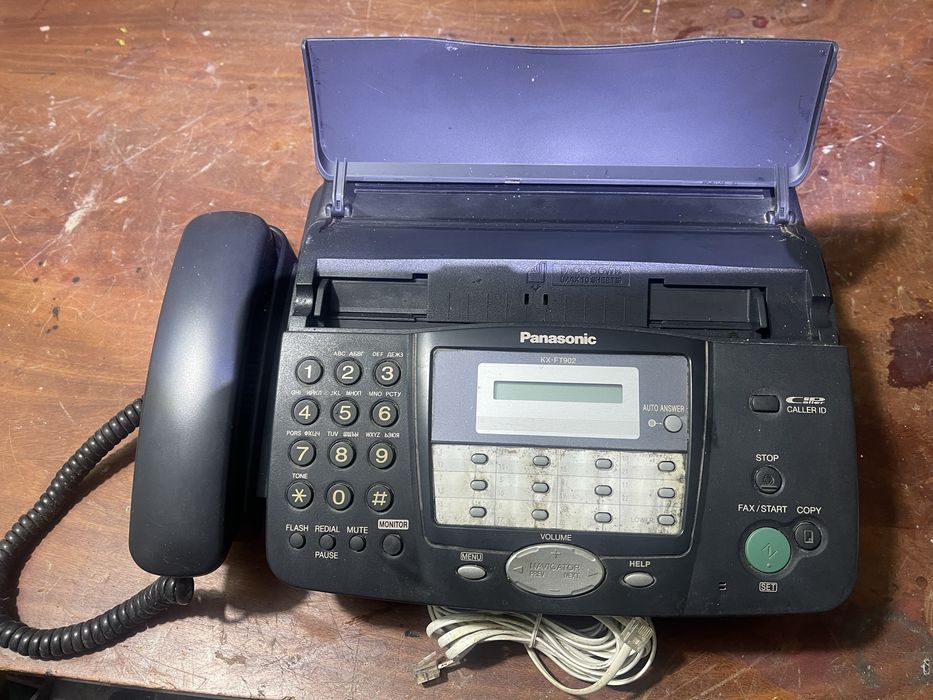 Факс Panasonic KX-FT902UA