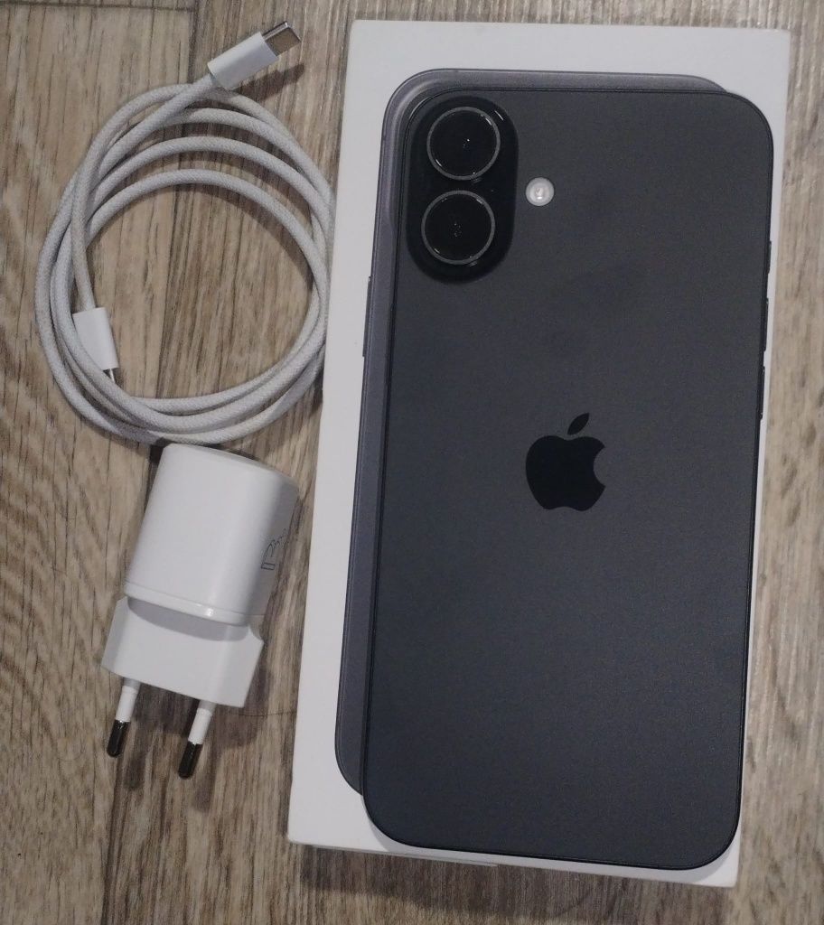 Iphone 16 plus Czarny