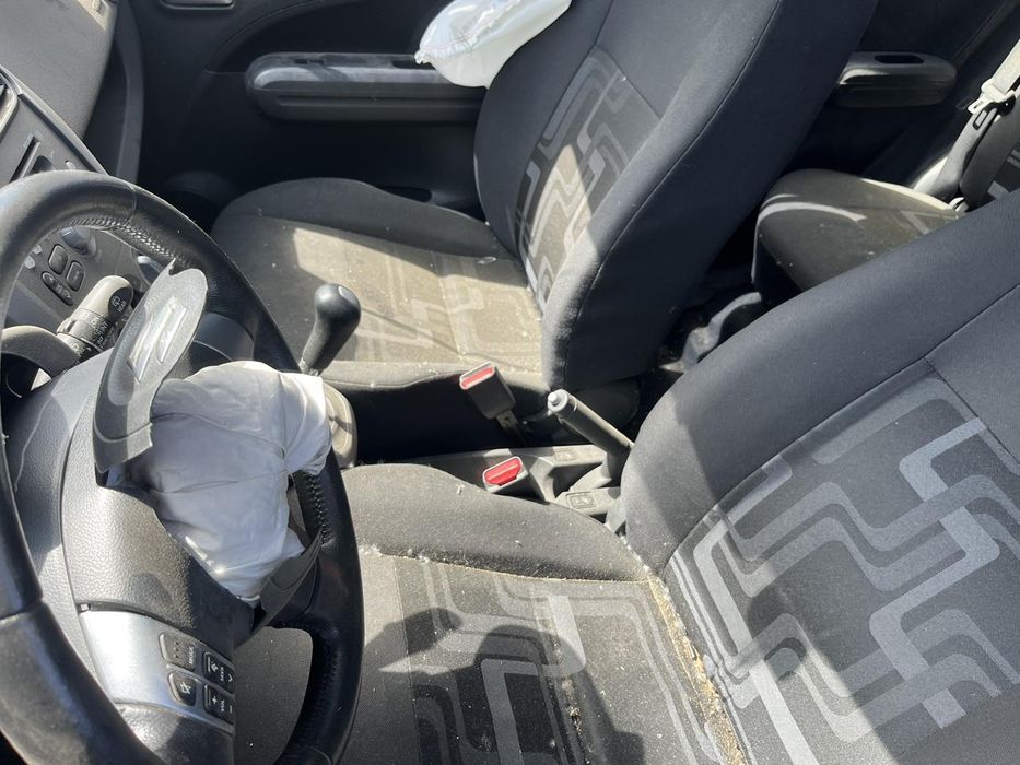 Опель кадет агила А Б opel agila A B сидения  салон карты