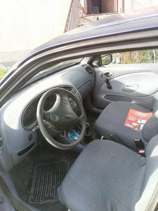 Vendo Ford Fiesta - Impecável de mecânica