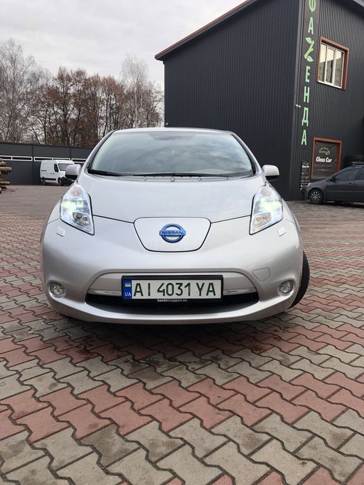 Продам Nissan Leaf 2013