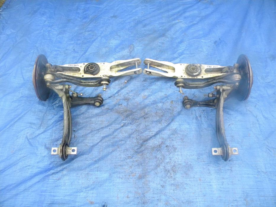 MERCEDES CLA W117 Zwrotnica Piasta Wahacz Tył Opolskie 2013 Rok