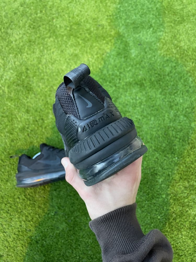 AIR MAX “GENOME”